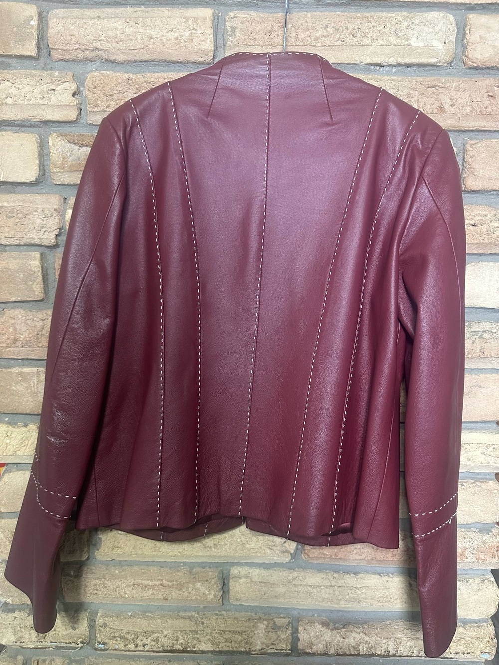 Pamela McCoy Burgundy Leather Collarless Jacket Size M - Picture 2 of 10